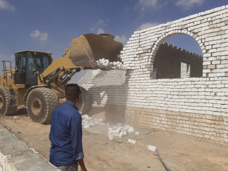 إزالة 249 حالة تعد على الأرض الزراعية خلال حملات مكبرة بمراكز المنيا