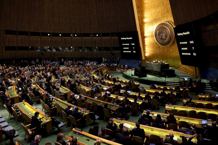 الأمم المتحدة تعتمد مشروع قرار عربي لوقف إطلاق النار في غزة