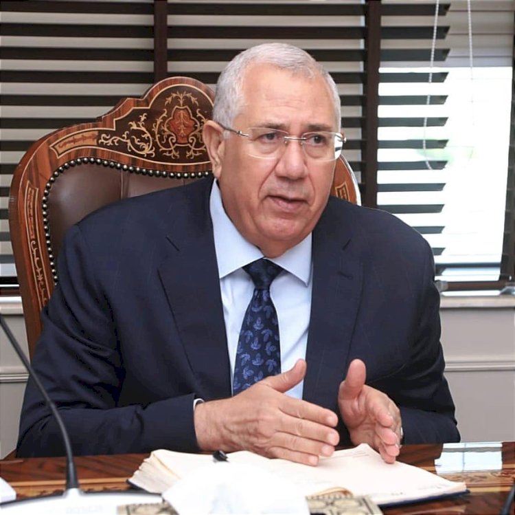 القصير يتابع منظومة التحول الرقمي