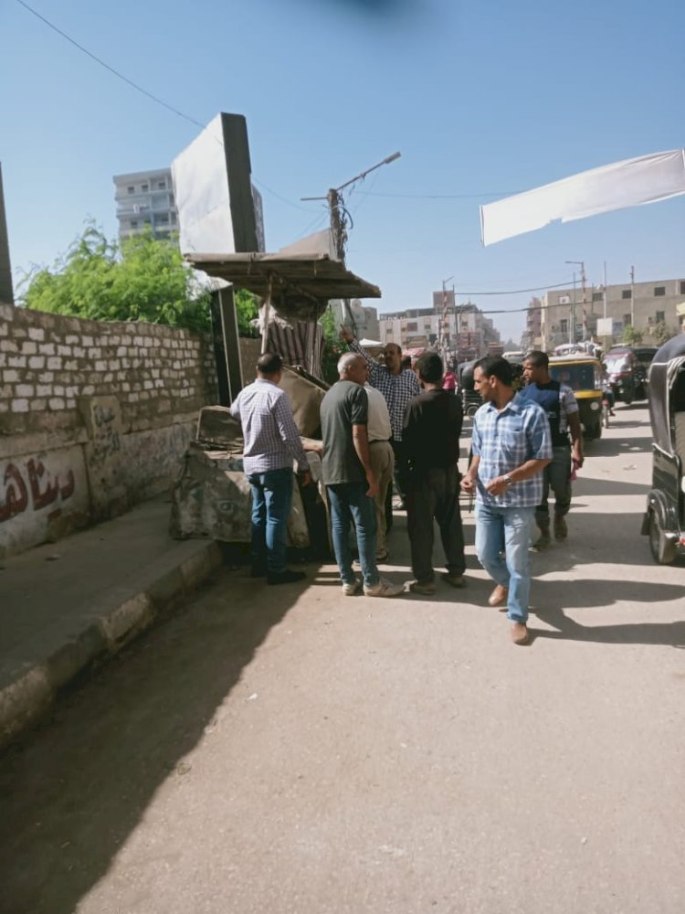 حملات مكثفة لإزالة الاشغالات بمركزي بنى مزار والمنيا