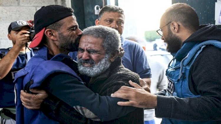 إيمان بدر تطرح السؤال الشائك :هل تستطيع الضفة الغربية إنقاذ غزة؟