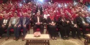 اغاني وطنية بلغة الاشارة خلال مؤتمر بالمنيا