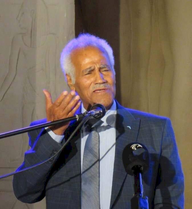 الأُفْقُ مُتّشِحٌ باللهيب - رائعة الشاعر عبد الستار سليم