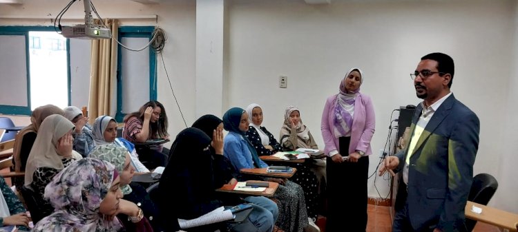 عيسي حجازي يعقد اجتماعا لمناقشة التوعية بضرورة المشاركة فى الانتخابات الرئاسية