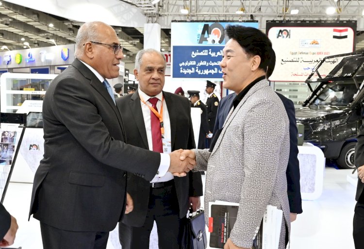 منتجات العربية للتصنيع تحظي باهتمامات الوفود المشاركة بمعرض ايديكس