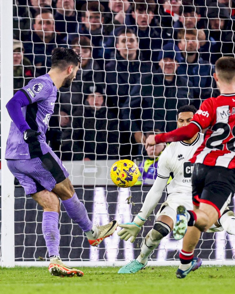 ليفربول يتغلب على شيفيلد يونايتد بهدفين نظيفين ويحافظ على وصافة البريميرليج