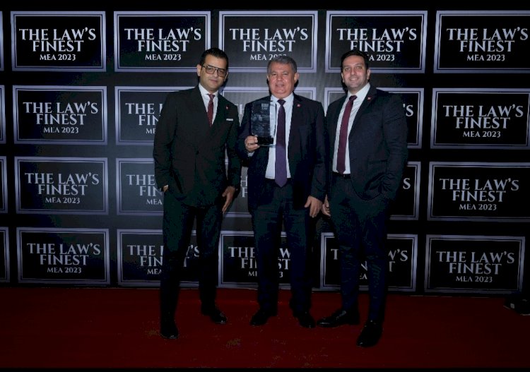 "Saib" يحصل علي جائزة أفضل فريق قانوني بالقطاع المصرفي والمالي من" the law"