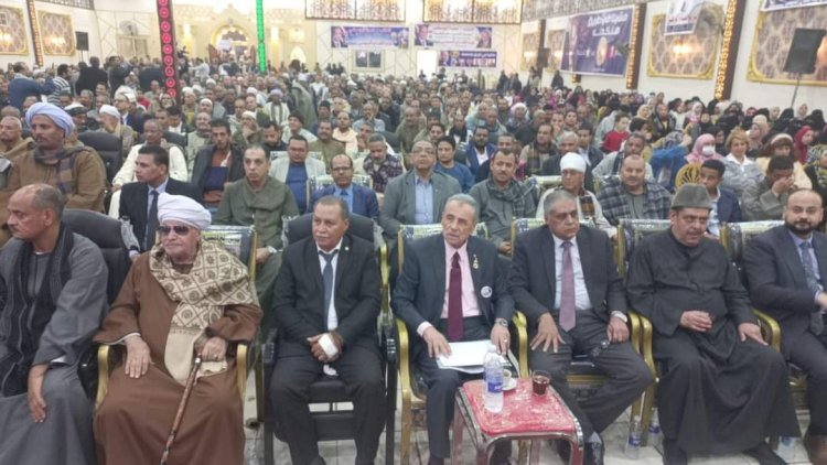 مؤتمر حاشد في فرشوط بقنا لدعم المرشح الرئاسي عبد الفتاح السيسي