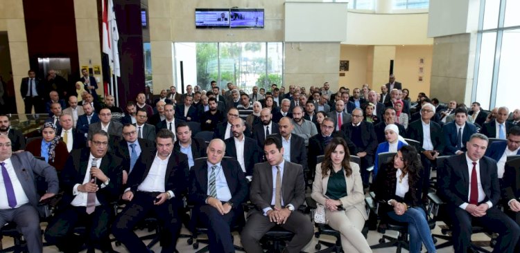 رئيس البورصة يستعرض خطة تطوير آليات التداول ودعم كفاءة السوق مع قيادات الشركات الأعضاء بالسوق 