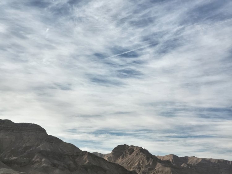 طقس الخميس .. انخفاض بالحرارة وشبورة ورياح مثيرة للرمال والأتربة