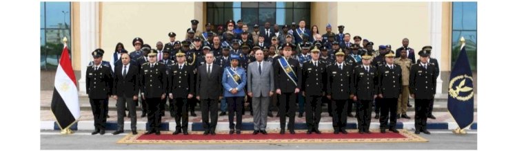 تخريج" ٣"دورات تدريبة من الكوادر الامنية الافريقية باكاديمية الشرطة