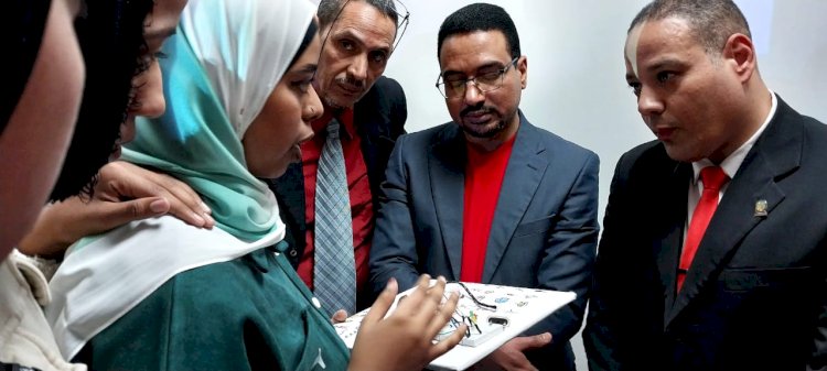 أفكار متنوعة لطلاب المعهد الفنى الصحى بقنا لتنفيذ مشاريع الالكترونيات