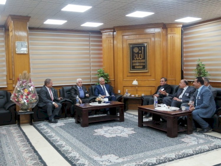 رئيس جامعة المنيا يستقبل وفدي الاتحاد الرياضي للجامعات ولجنة قطاع التربية الرياضية بوزارة التعليم العالي