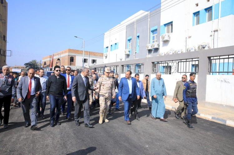 الفقي يتفقد مشروعات حياة كريمة بقرية" البطاخ"