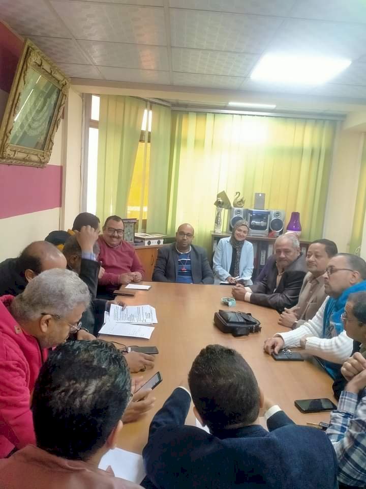 اجتماع طارئ بصحة قنا لمناقشة استعدادات المديرية للأعياد