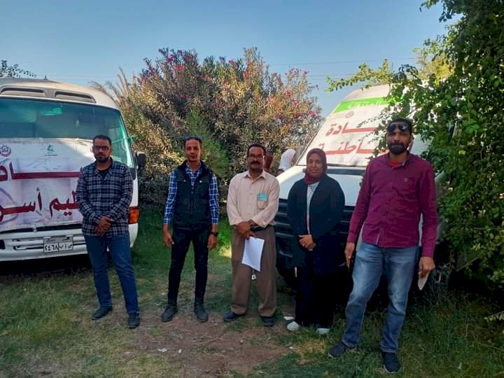 الكشف علي  46 ألف مواطن من خلال 50 قافلة طبية مجانية خلال عام 2023 بقنا