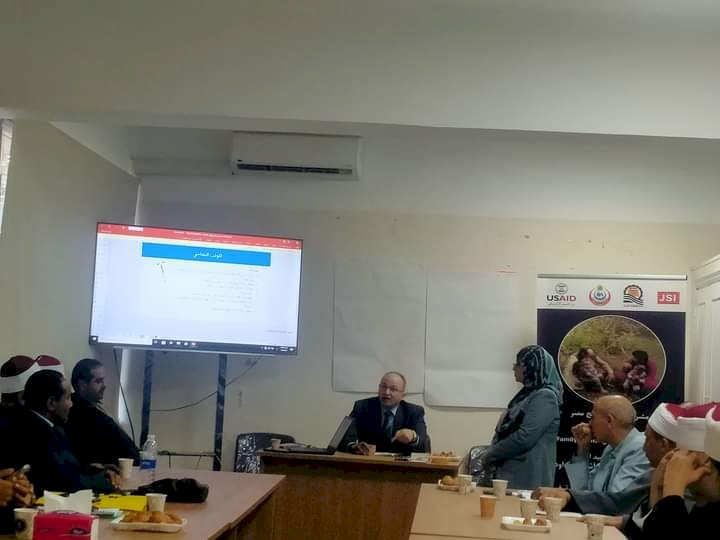 رجال الدين يواصلون مشاركتهم في ورشة عمل المرأة بقنا