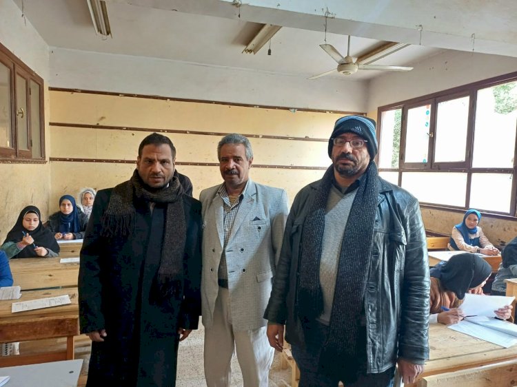 تعليم ابوتشت : طلاب الأعدادية يخوضون الامتحان وسط اجراءات احترازية مكثفة