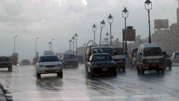 طقس السبت: أمطار بعدة مناطق وبرد شديد والصغرى 12