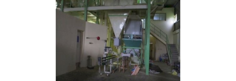 ضبط اعلاف حيوانية مجهولة بدون ترخيص