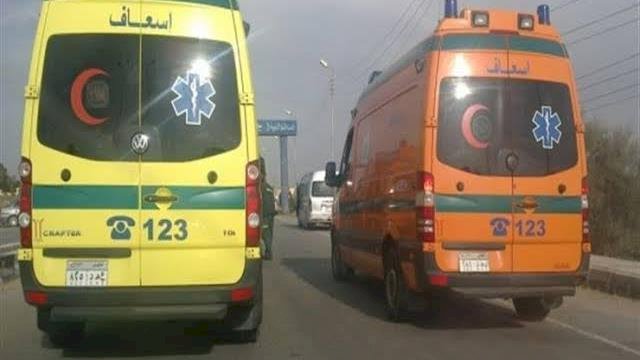 اصابة "٩"أشخاص في انقلاب سيارة بالمنيا