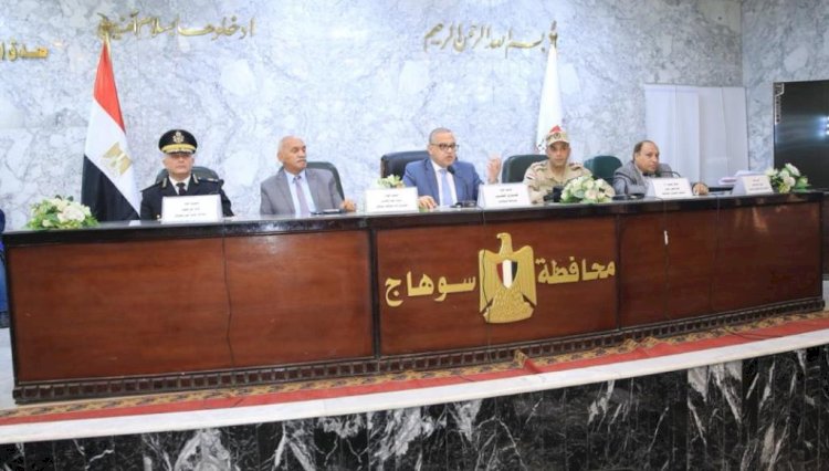 الفقي يشهد اجتماع مواجهة الازمات والكوارث