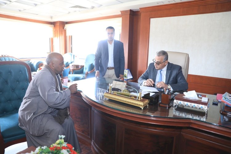 الفقي يحل مشاكل المواطنين في اللقاء الجماهيري