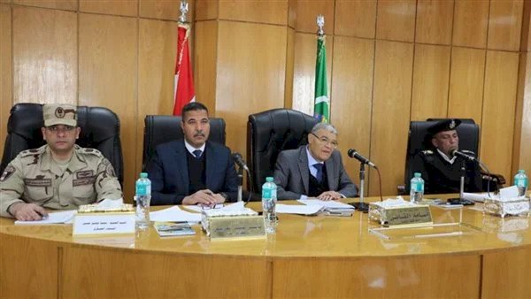محافظ المنيا يبحث الاستعدادات الخاصة للاحتفال بالذكرى الـ 105 للعيد القومي