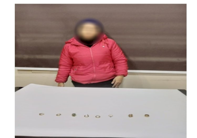 جبروت امرأة تسرق كروت فيزا كبار السن