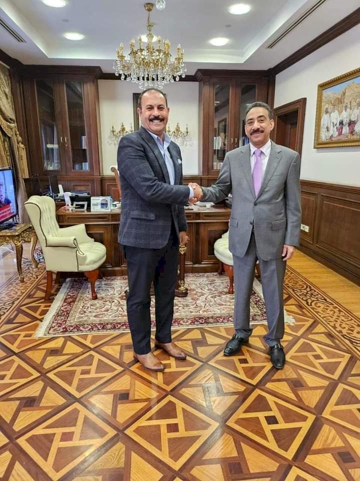 الأمين العام لحزب مصر القومى  يلتقى سفير سلطنة عمان بالسفارة العمانية بالقاهرة