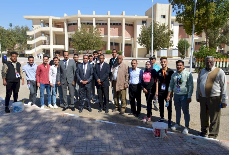 معسكر للخدمة العامة بحقوق جنوب الوادى