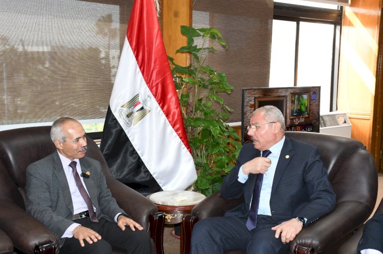 تجديد اعتماد مركز التحول الرقمي بجامعة قناة السويس