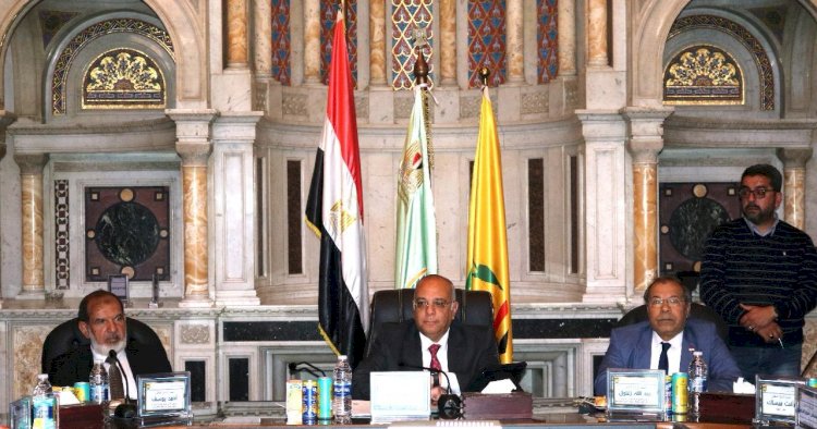 الزراعة: بحوث الصحراء يناقش الخطة الوطنية لمكافحة التصحر