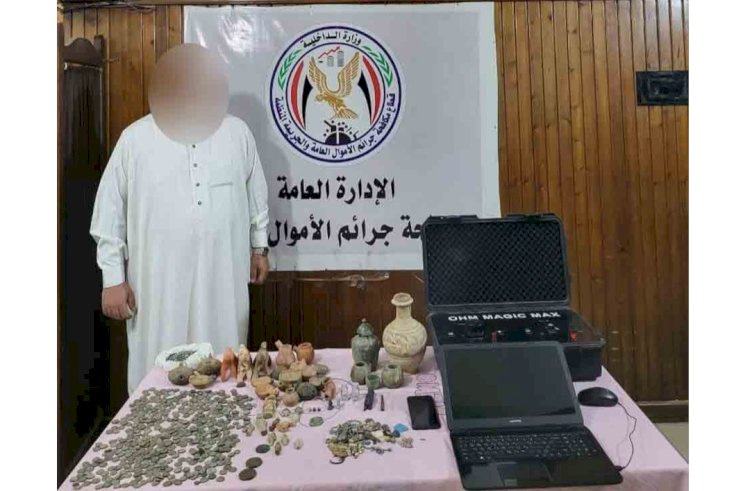 القبض علي صاحب شركة وبحوزته قطع اثرية بالغربية