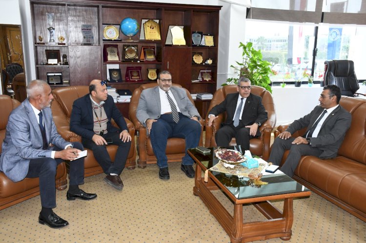 بحث التعاون بين جامعة قناة السويس و شركة وادي النيل في مجالات متعددة