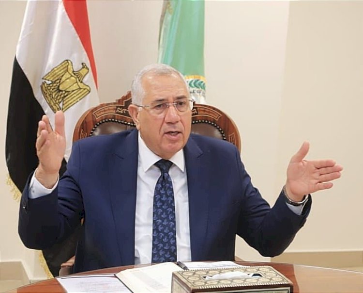 وزير الزراعة يبحث تطبيق برامج الابتكار والتكنولوجيا في الزراعة