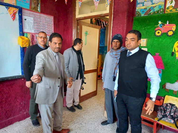 إحالة ثلاثة مديرين للتحقيق خلال جولات مدير تعليم أبوتشت  للمدارس