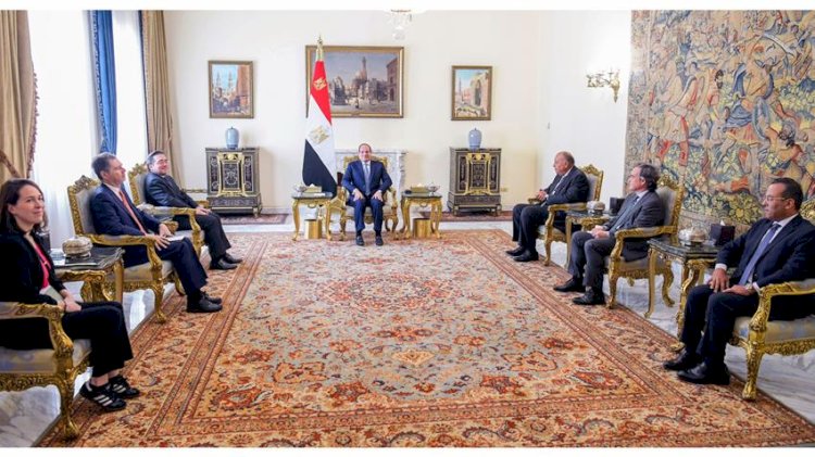 الرئيس السيسي يستقبل وزير الخارجية الإسباني