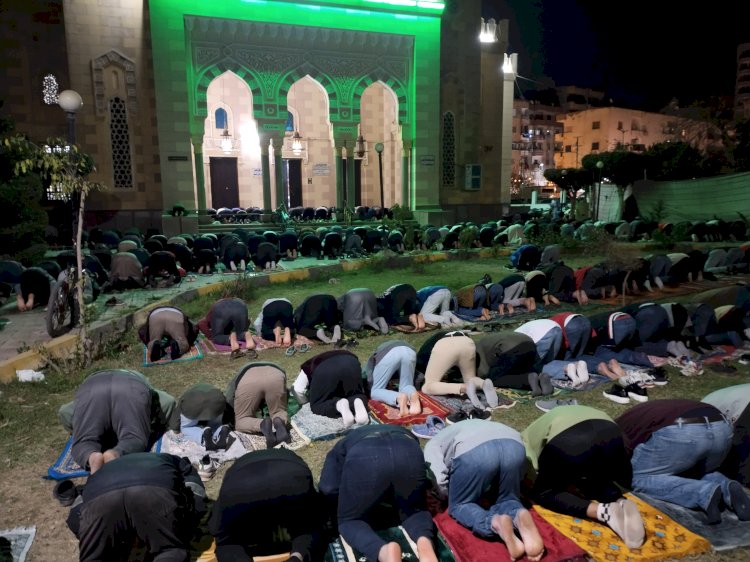 يا بركة رمضان في مسجد السادة الأربعين .. هنا عرس بكارة زاد ربيع التقوي 