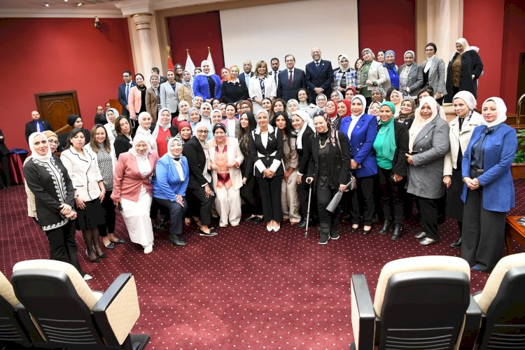 الملا للمرأة: دوركن مهم في مسيرة نجاح قطاع البترول