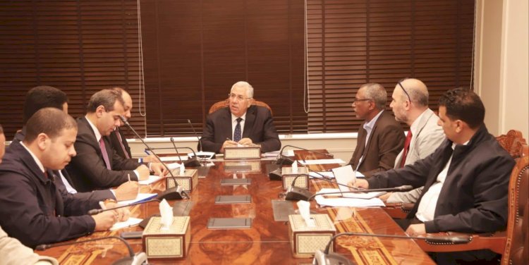 القصير يبحث مع الايفاد الاستثمارات الزراعية