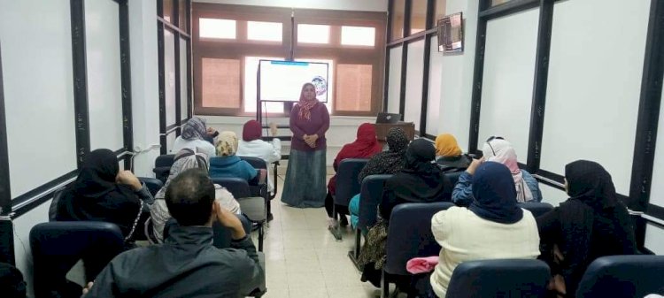 دورة تدريبية عن مكافحة العدوى بالتعاون بين كليتي التمريض وطب الأسنان جامعة قناة السويس