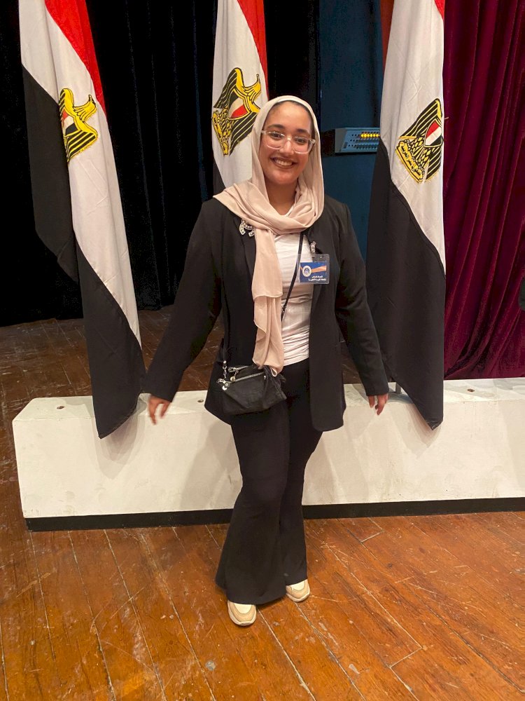 طارق علام  وحبيبة صلاح الدين  يفوزان بلقب الطالب والطالبة المثاليين على مستوى جامعة المنيا الأهلية  