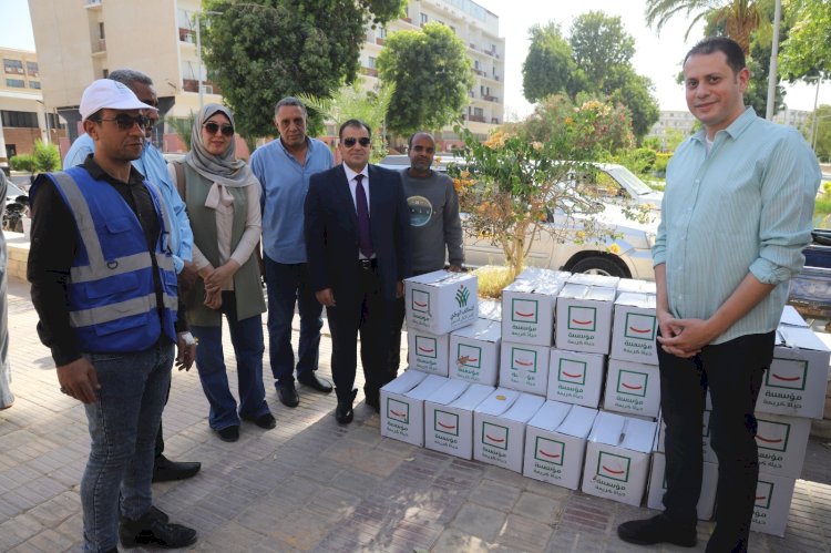 مؤسسة حياة كريمة تشارك جامعة جنوب الوادي في دعم الفئات الأولي بالرعاية بالجامعة