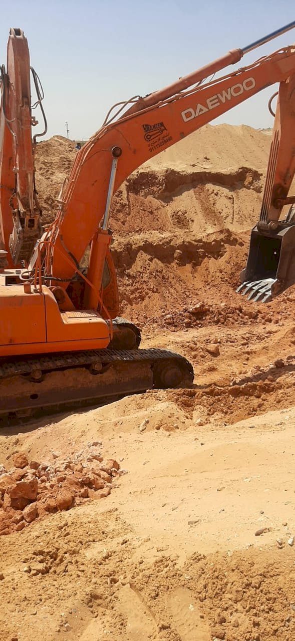 محافظ المنيا يتابع تداعيات حادث وفاة شاب اثر سقوطه فى بئر بالظهير الصحراوى لاستخراج جثمانه  