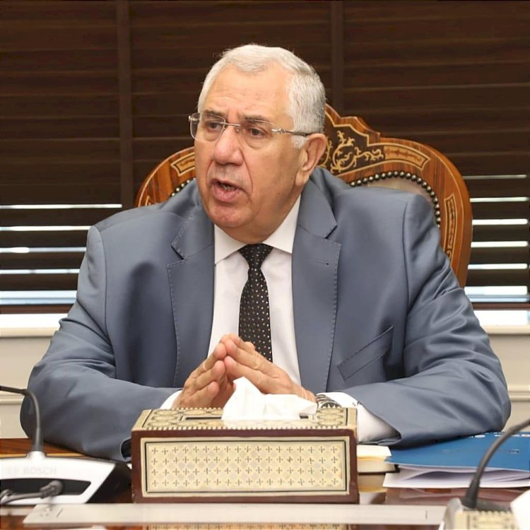 القصير يبحث كيفية الاستفادة من البحث العلمي في مكافحة الافات الزراعية