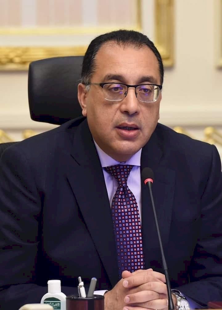 محافظ سوهاج يهنئ رئيس مجلس الوزراء بمناسبة حلول عيد الفطر المبارك