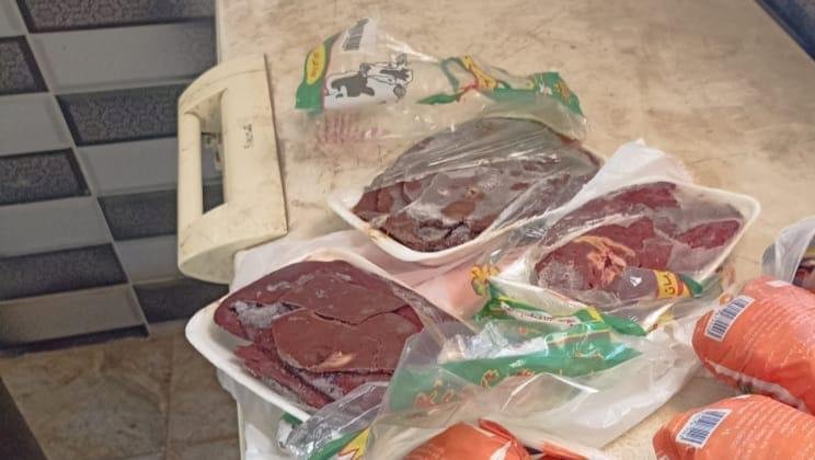 بيطري المنيا يضبط ما يقرب من ٢ طن أسماك مملحة ومدخنة ولحوم غير صالحة للاستهلاك بمراكز المحافظة 