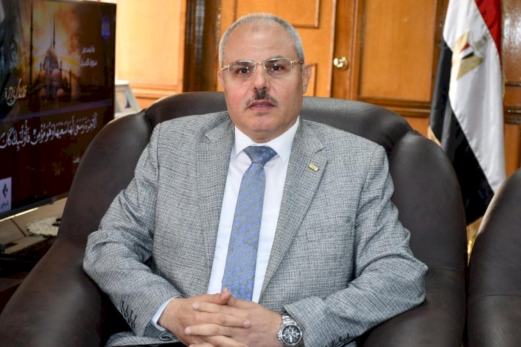 "لا للتنمر".. جامعة القناة تدرب معلمي مدرسة مصطفى الخياط على مواجهة التنمر