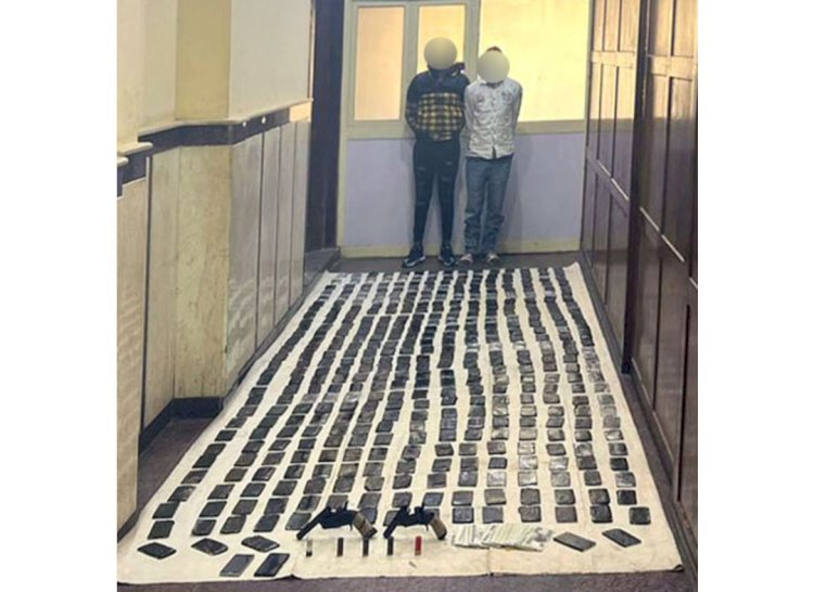 عاطلين الاسكندرية تخصص تجارة "حشيش"